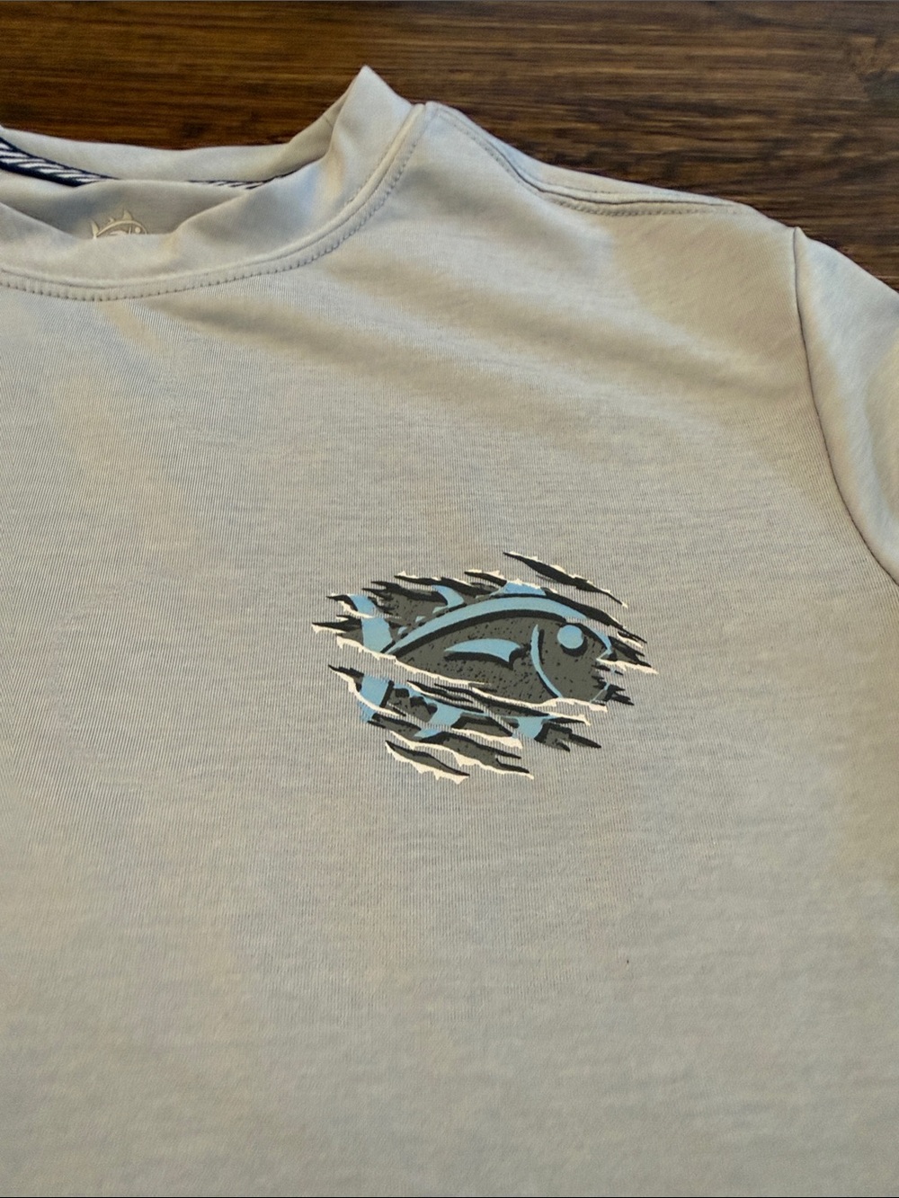 Southern Tide Gray Performance Short-Sleeve Tee with Fish Graphic - Picture 4 of 5